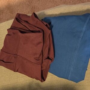 Set of 2 ( dark teal and wine) 7/8 length Danskin leggings